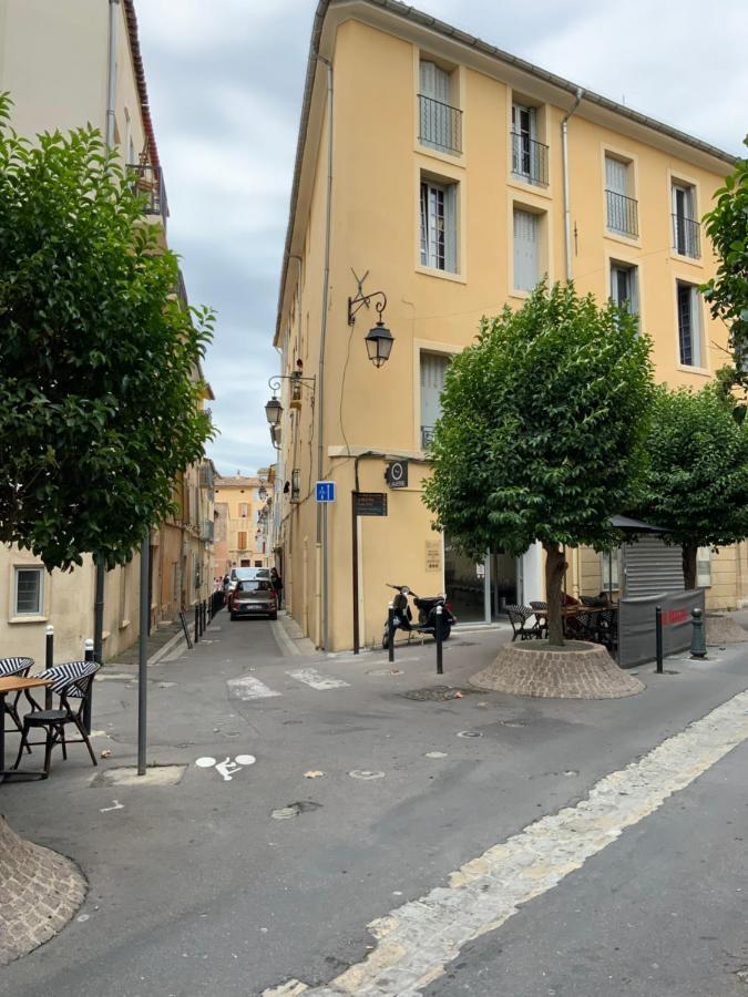 Aixsuites - Hyper Centre Cosy 26M2 - 1 Double Bed - 1 Sofa Aix-en-Provence Exterior photo